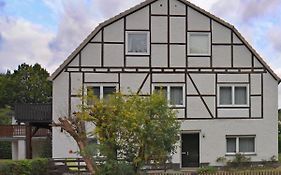 Cozy Apartment in Marsberg Sauerland with Lawn